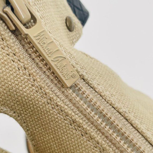 Michael Antonio Heels Size 6 - Picture 10 of 14